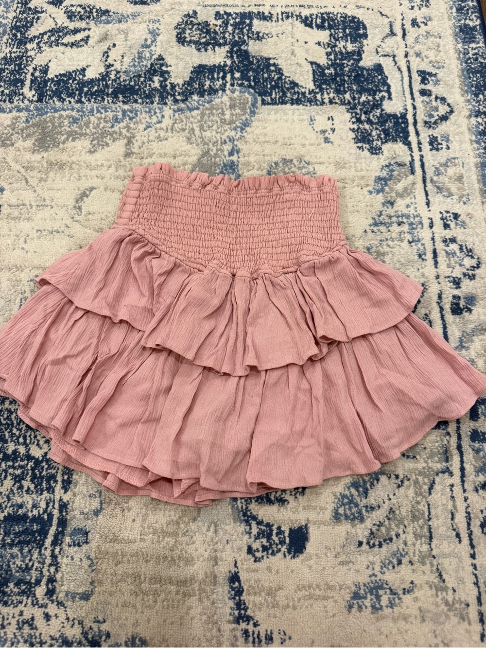 Smocked Waist Tiered Mini Skirt in Dusty Pink